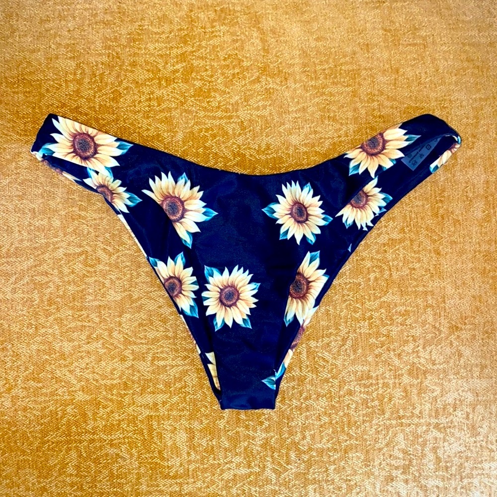 Bikini bottom